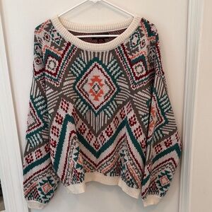 Geometric Patterned Crew Neck Sweater